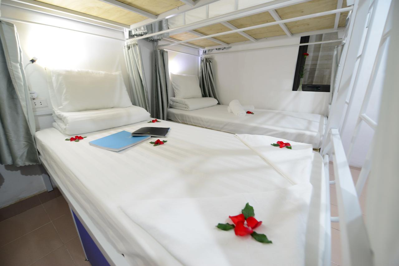 Pillow Backpacker Hostel (Adults Only) هانوي المظهر الخارجي الصورة