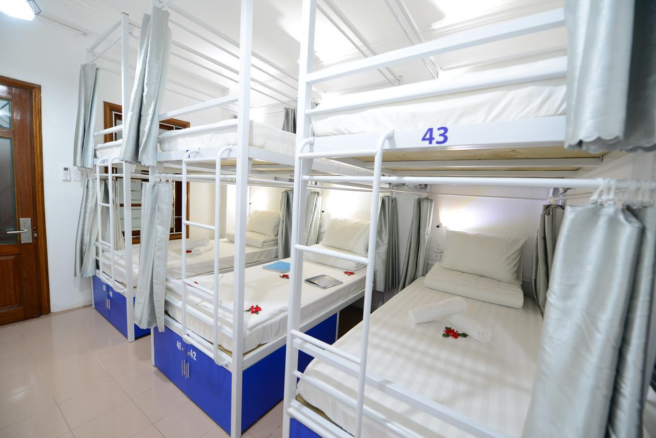Pillow Backpacker Hostel (Adults Only) هانوي المظهر الخارجي الصورة