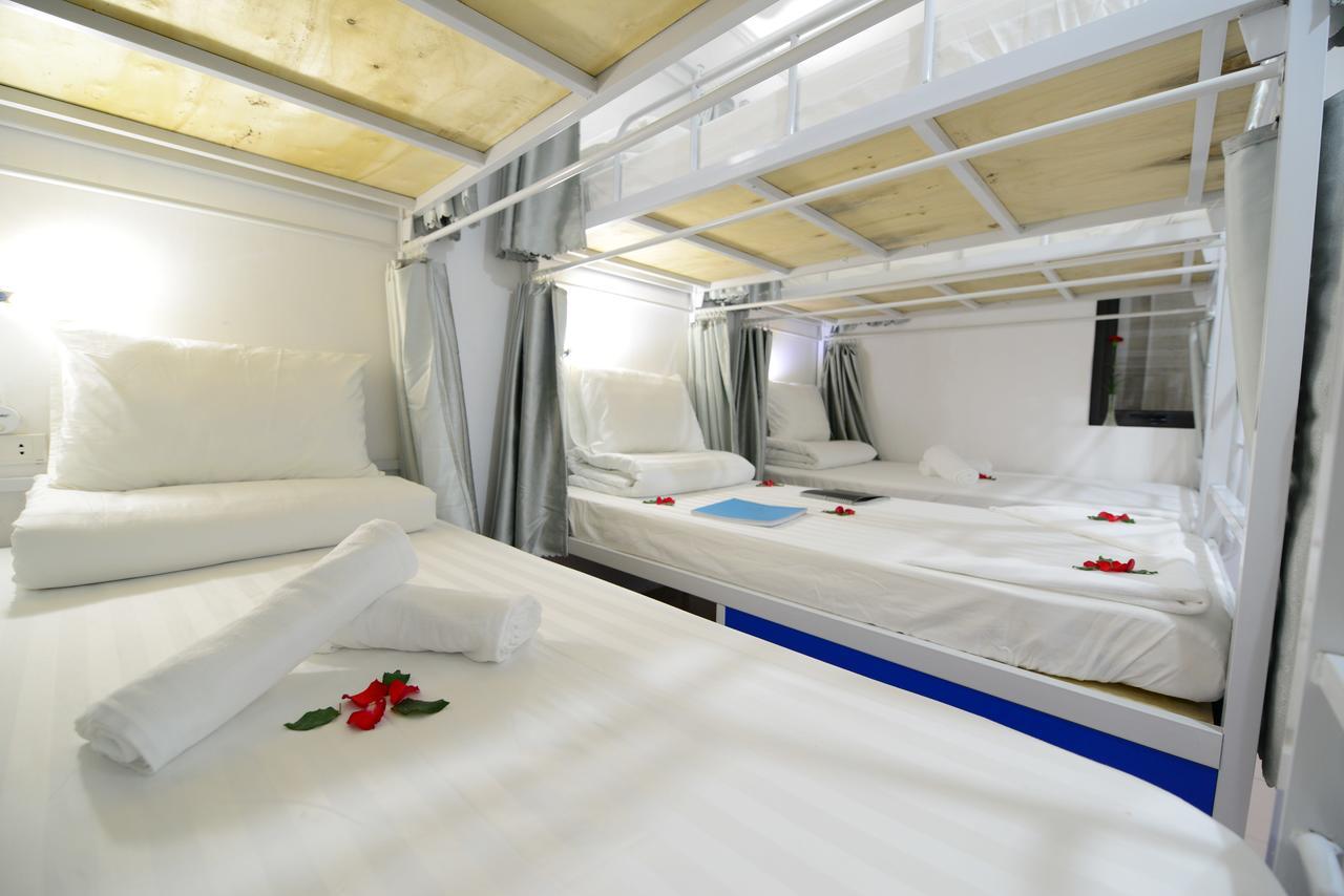 Pillow Backpacker Hostel (Adults Only) هانوي المظهر الخارجي الصورة