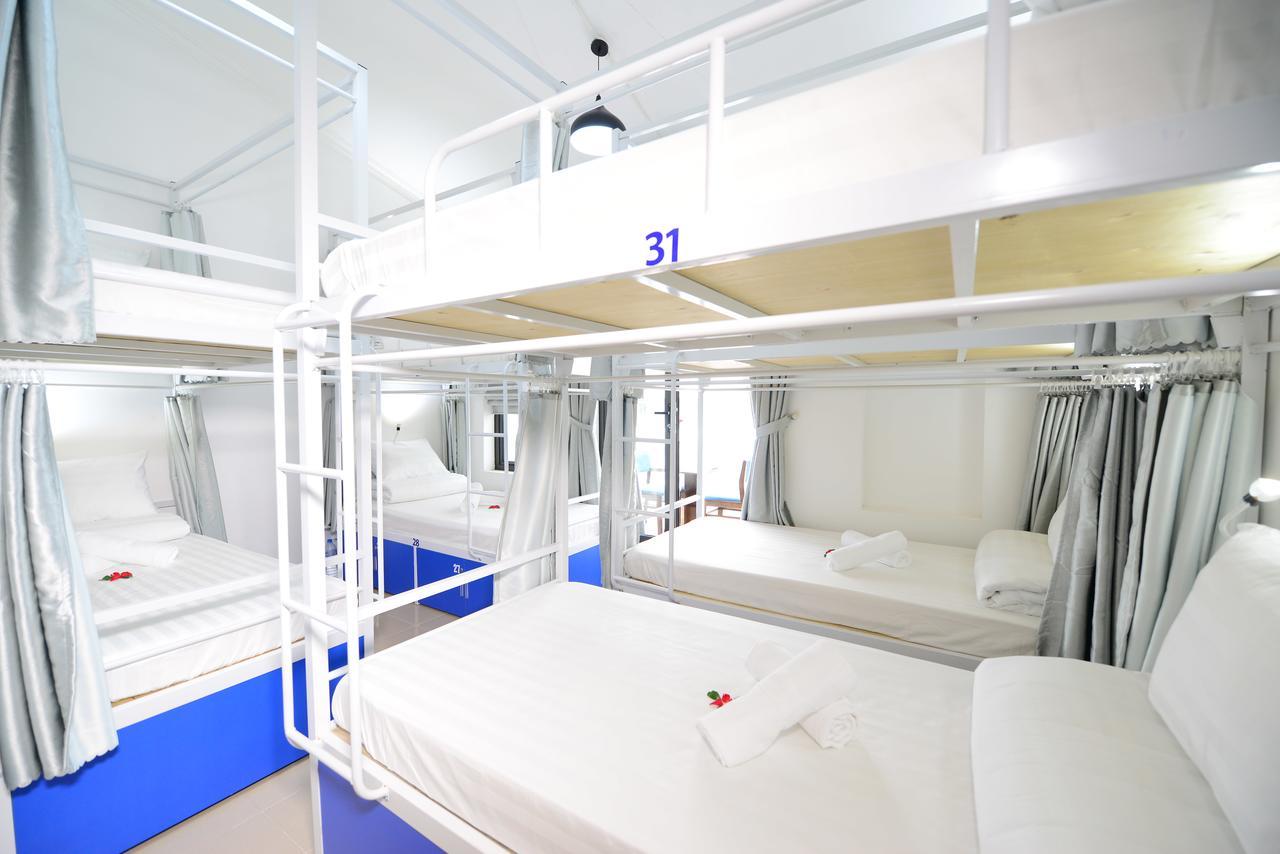Pillow Backpacker Hostel (Adults Only) هانوي المظهر الخارجي الصورة
